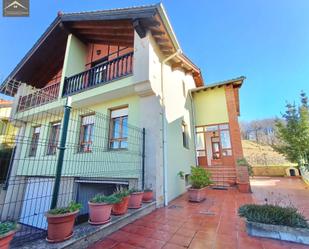 Exterior view of Single-family semi-detached for sale in Mazcuerras  with Terrace and Balcony