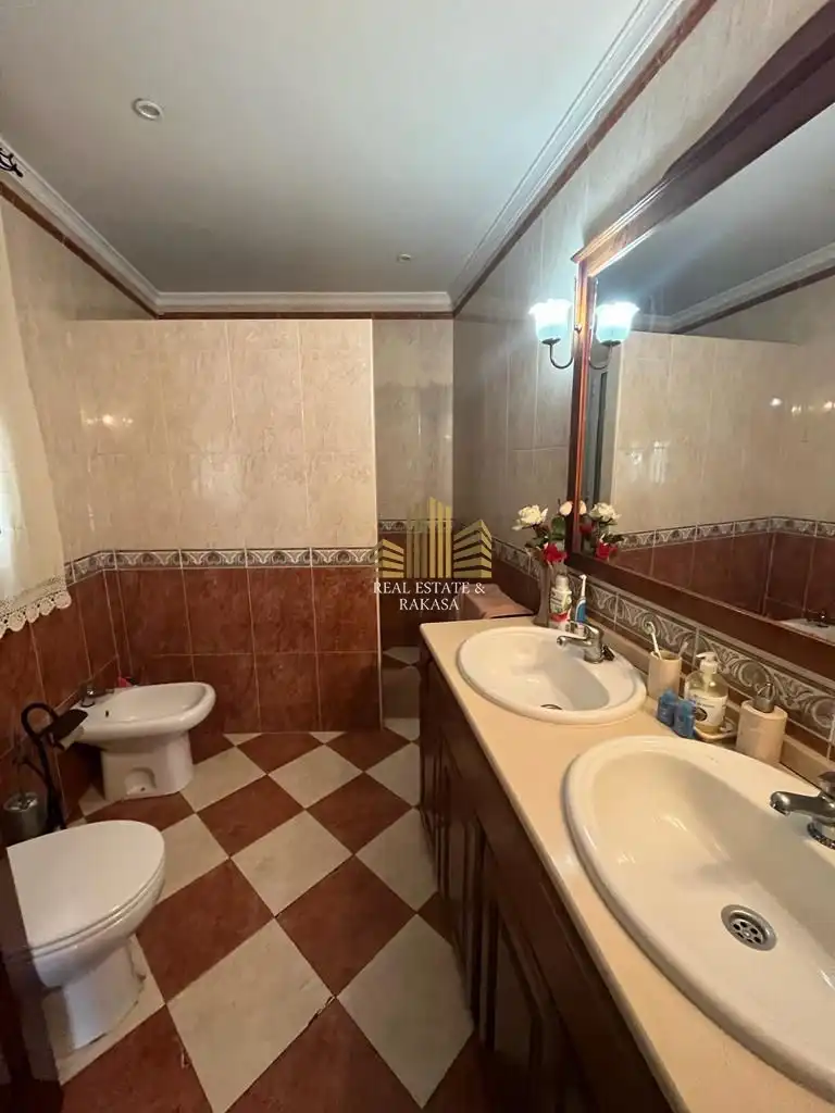 House for sale in Oromana, imagen 32