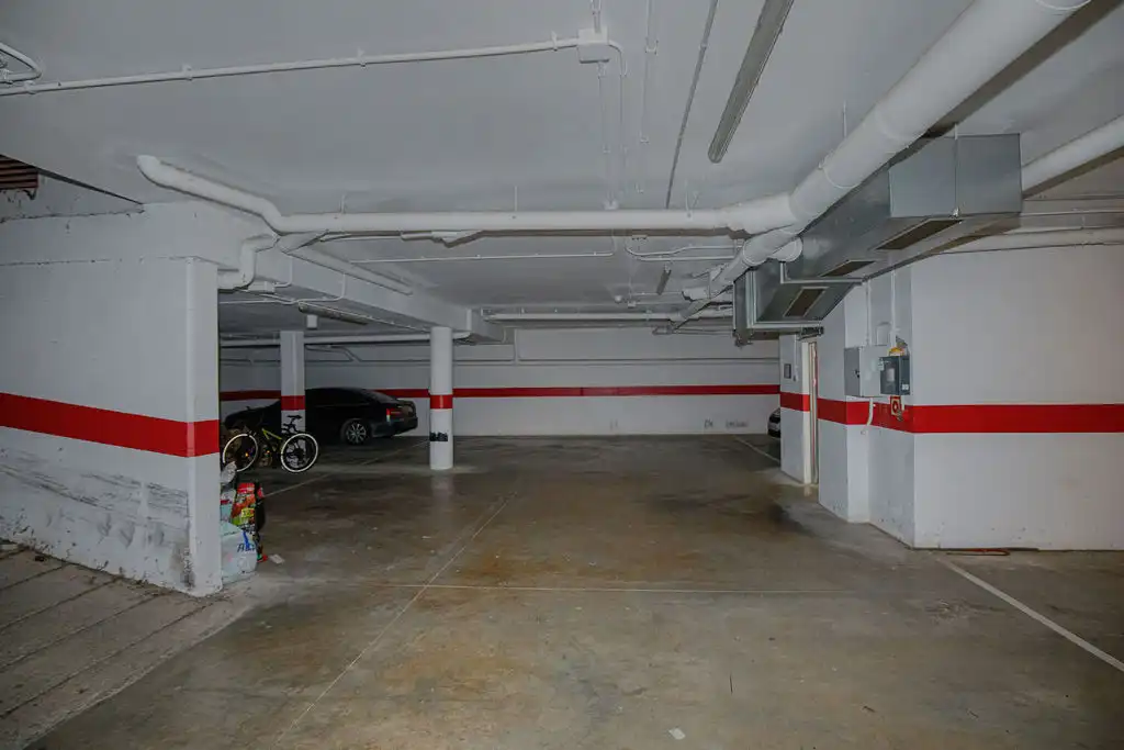 Garaje en venta en Av Alt Empordà, Bàscara