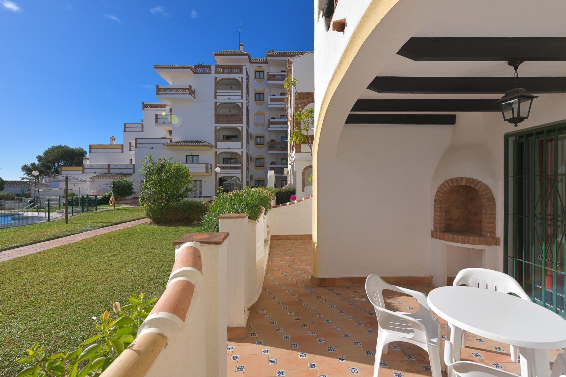 Jardí de Apartament en venda en Marbella amb Terrassa, Piscina i Piscina comunitària