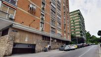 Vista exterior de Pis en venda en  Madrid Capital amb Calefacció, Terrassa i Piscina comunitària