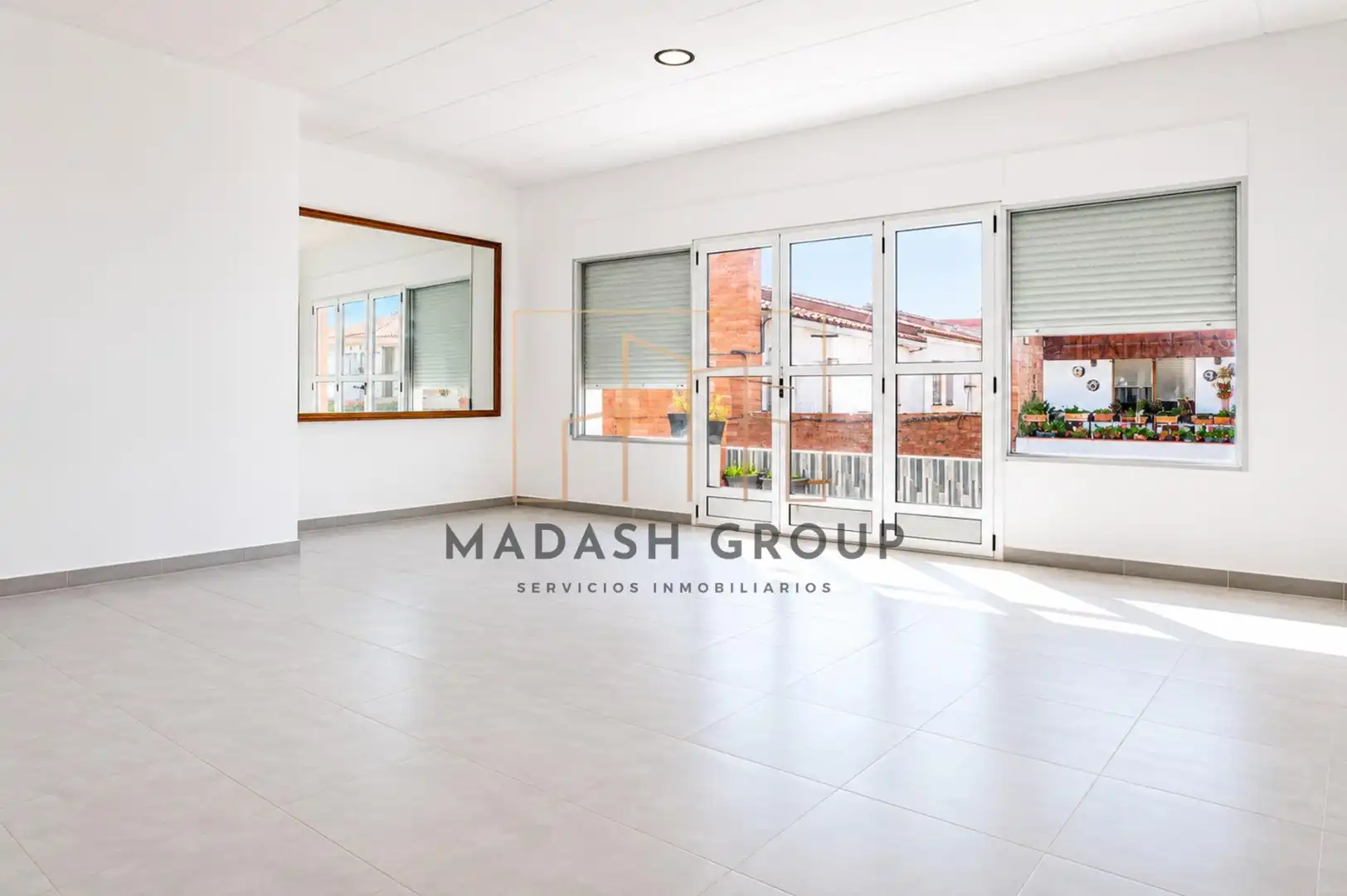 Exterior view of Detached homes for sale in Tarragona  with Air Conditioner, Heating and Terrace