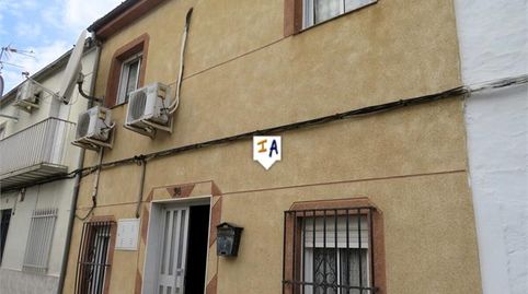 Foto 2 de Casa adosada en venta en Alcaudete, Jaén