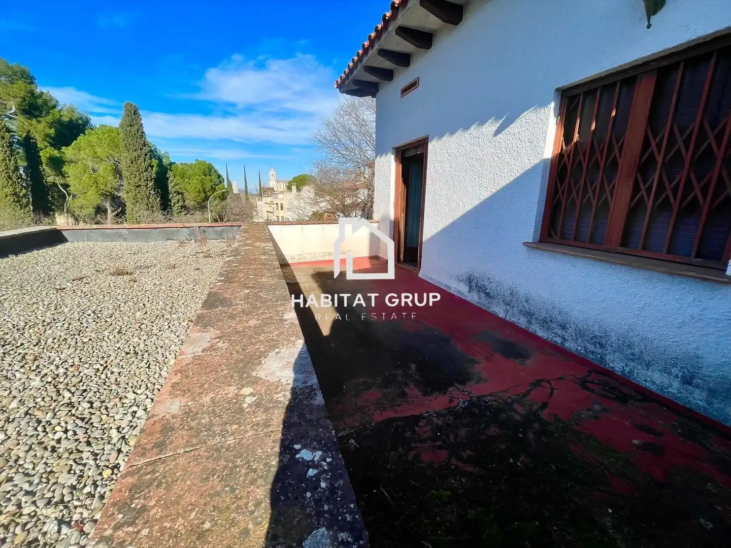 Vista exterior de Casa o xalet en venda en Girona amb Aire condicionat, Calefacció i Jardí privat