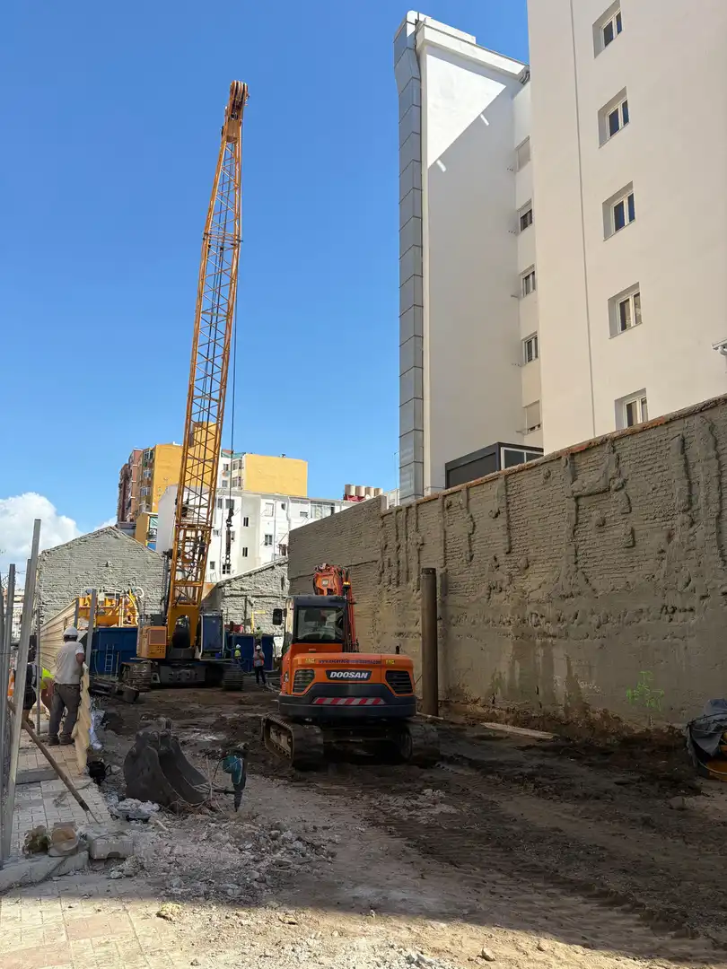 Vista exterior de Planta baja en venta en Málaga con Terraza