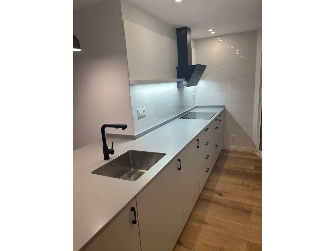 Kitchen of Flat for sale in  Lleida Capital  with Air Conditioner, Heating and Parquet flooring