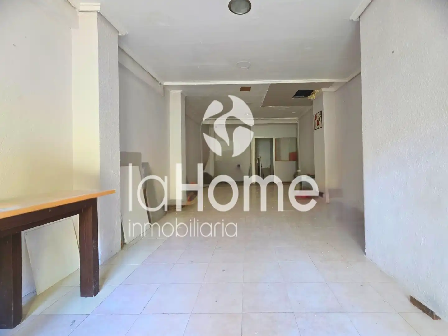 Local en venta en Xirivella con Aire acondicionado