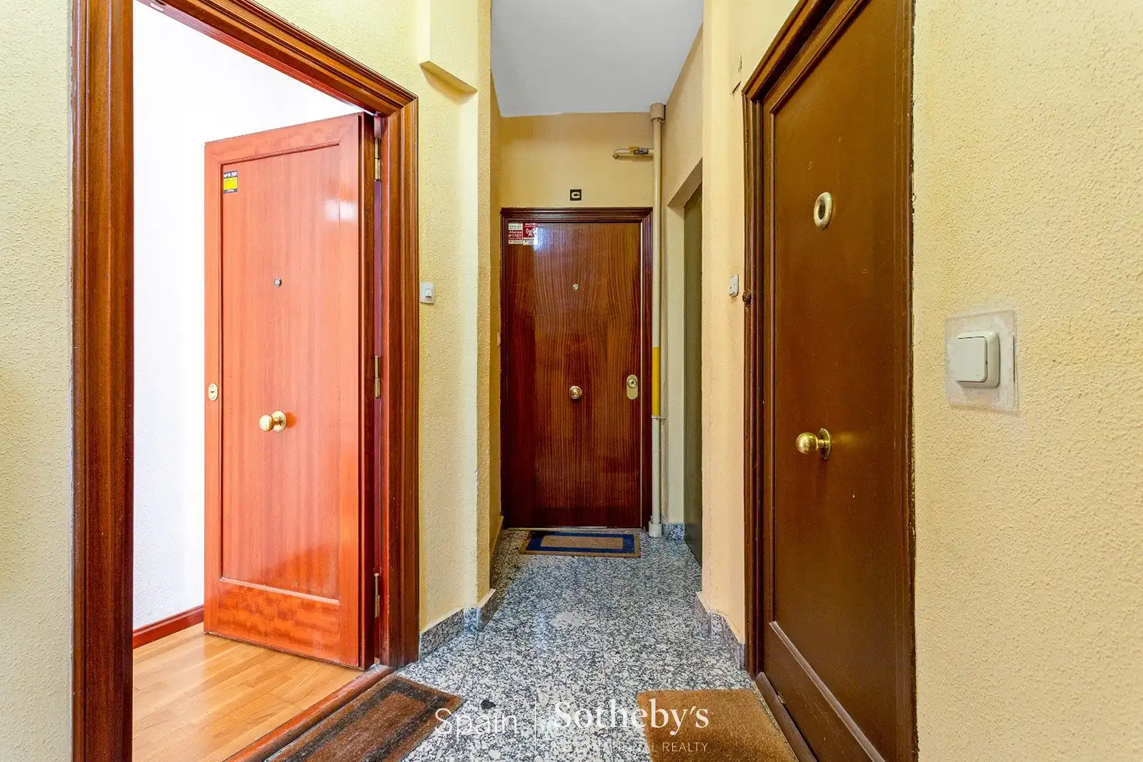 Apartments for sale in Madrid  with Air Conditioner and Heating