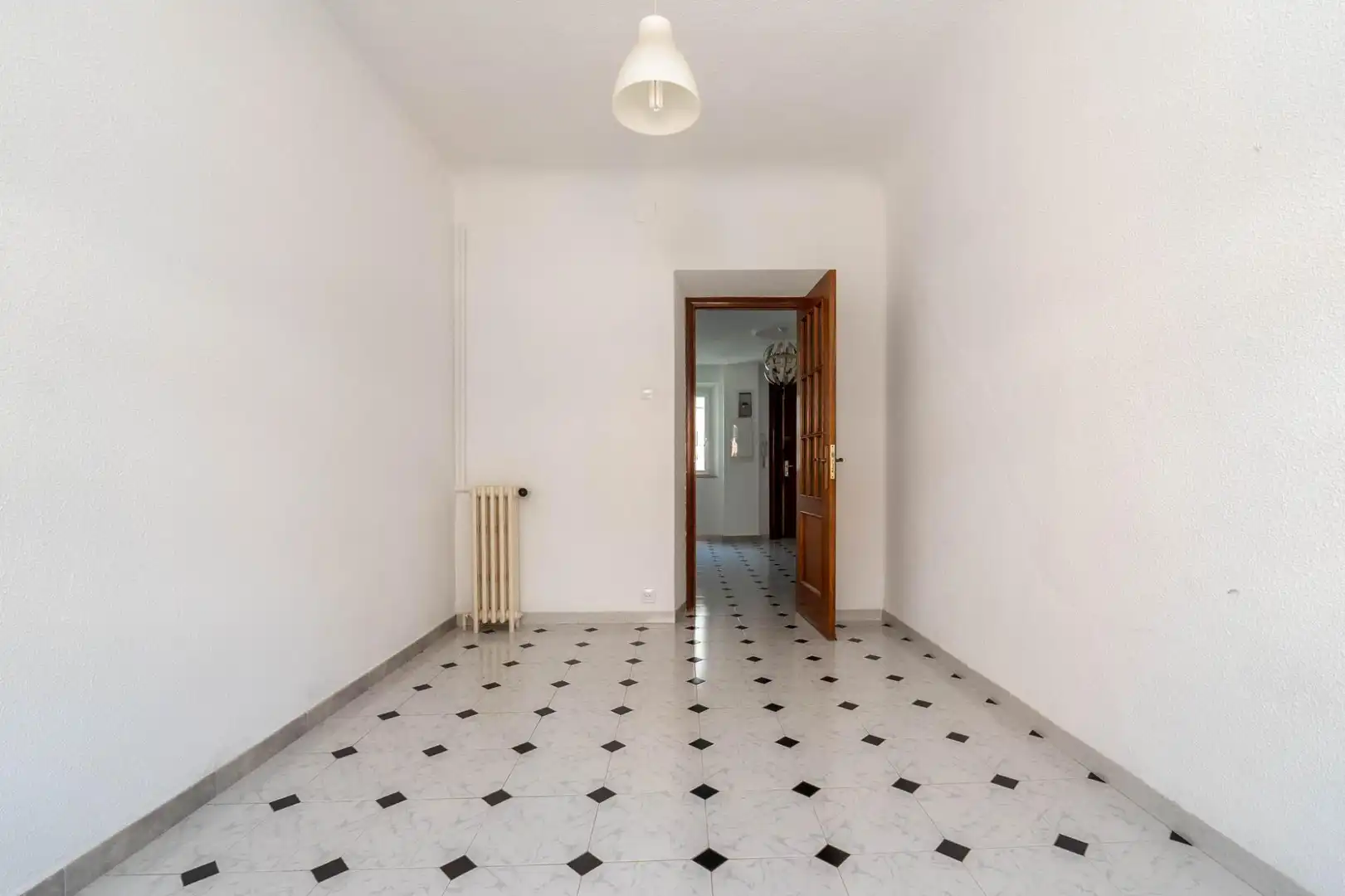 Flat for sale in Granada  with Heating and Terrace
