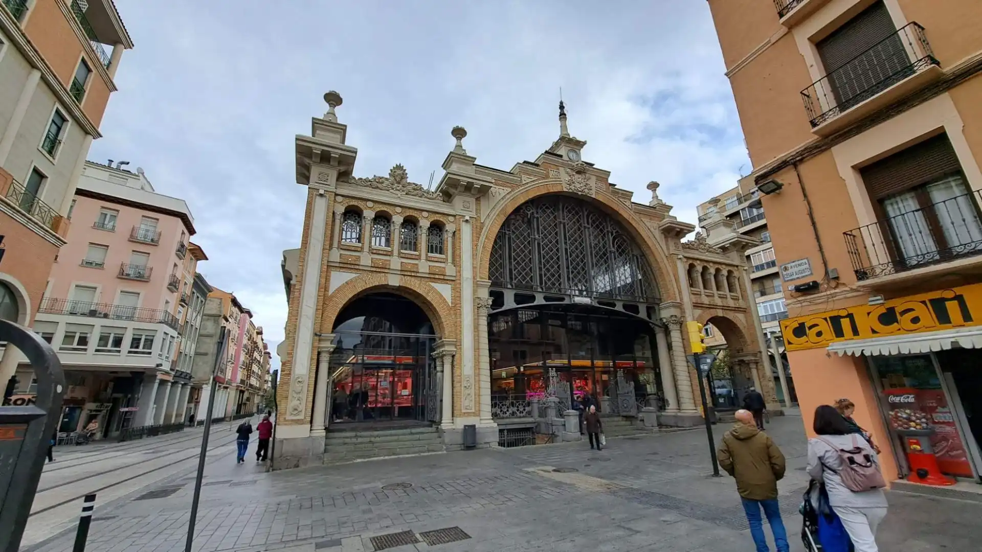 Exterior view of Flat for sale in Zaragoza  with Heating