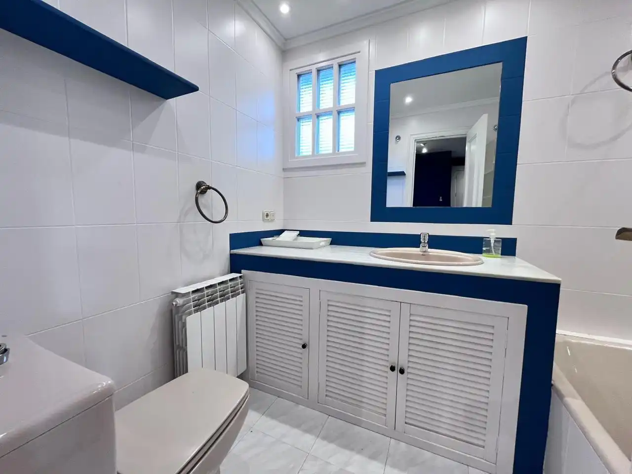 Bathroom of Flat for sale in Vitoria - Gasteiz  with Heating, Parquet flooring and Terrace