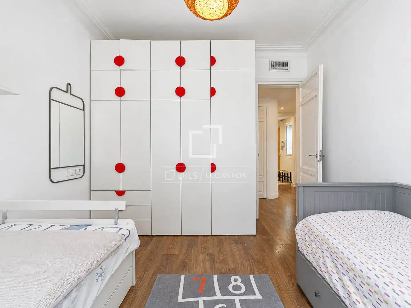 Bedroom of Attic for sale in Barcelona  with Air Conditioner, Heating and Terrace