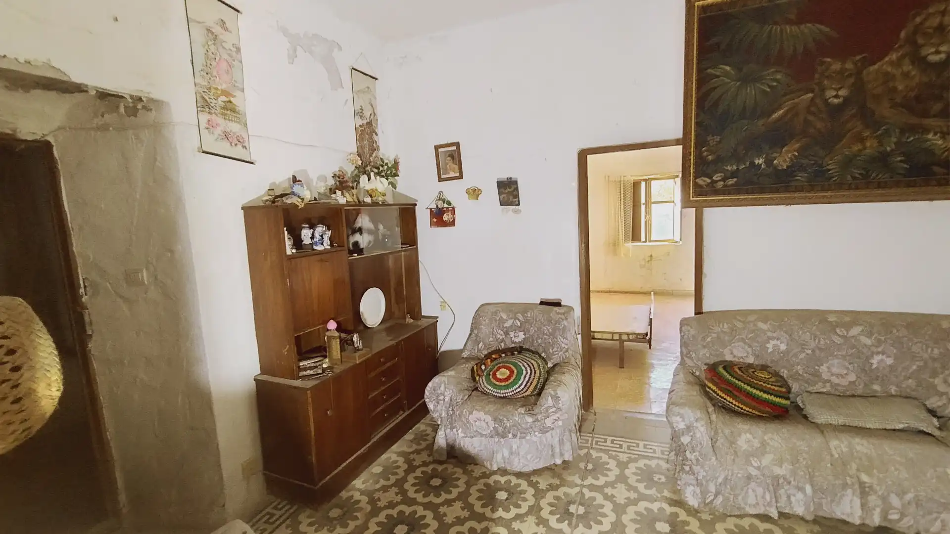 Sala de estar de Casa adosada en venta en Turón con Jardín privado