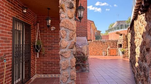 Photo 5 of Houses for sale in Calle Sillita de la Reina, Campo Real, Madrid