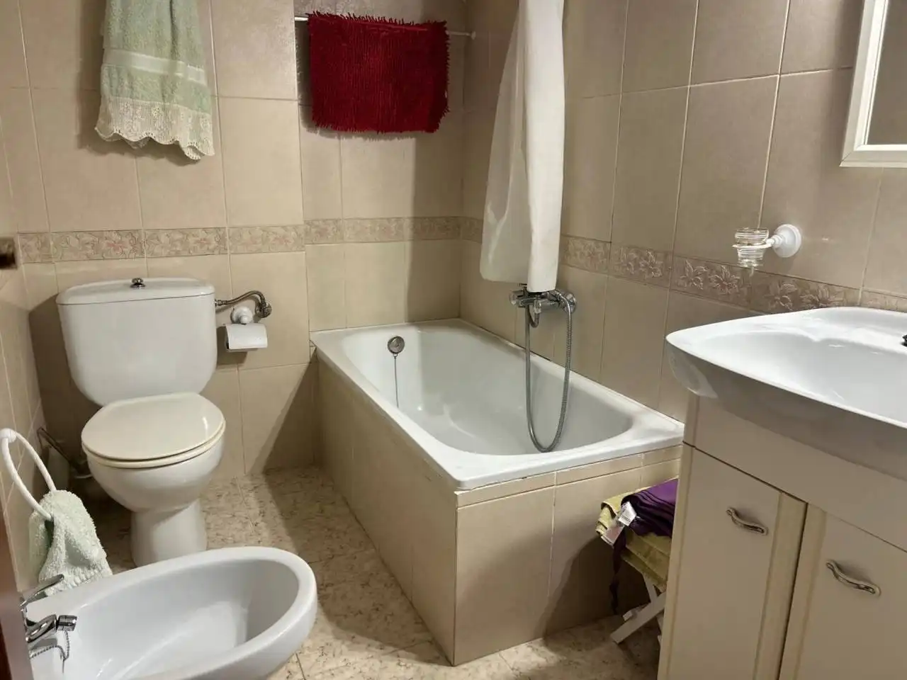 Bany de Casa o xalet en venda en Vila-real amb Aire condicionat, Terrassa i Moblat