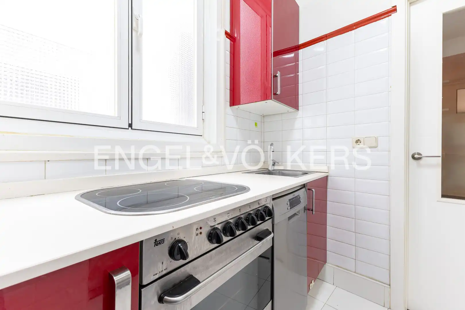 Küche von Wohnung zum Verkauf in Madrid mit Klimaanlage, Heizung und Balkon