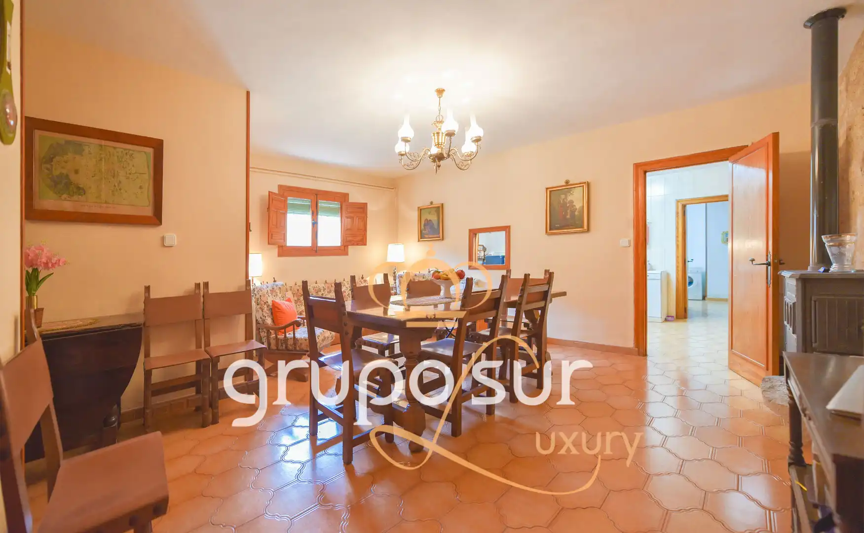 Comedor de Casa o chalet en venta en San Cebrián de Mazote con Calefacción, Jardín privado y Parquet
