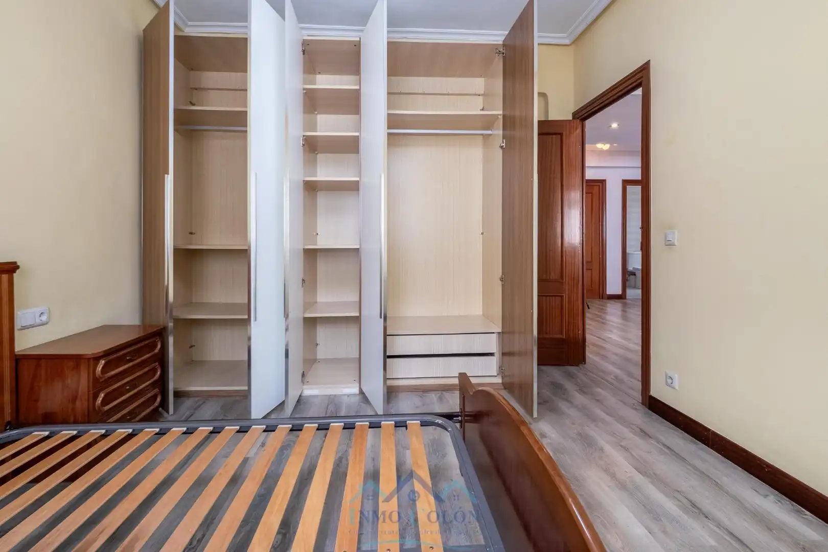 Bedroom of Flat for sale in Irun   with Parquet flooring and Furnished