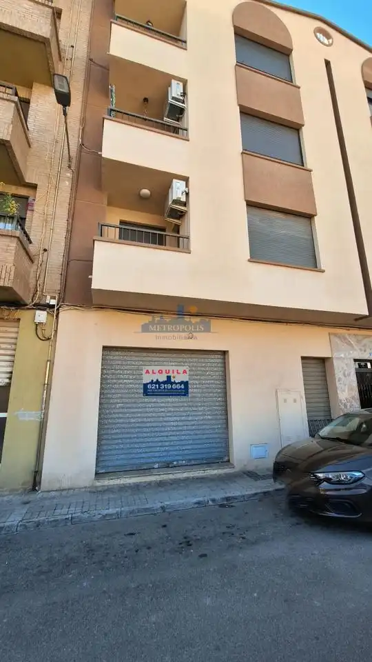 Local comercial de lloguer a calle de Lluís Vives, imagen 3