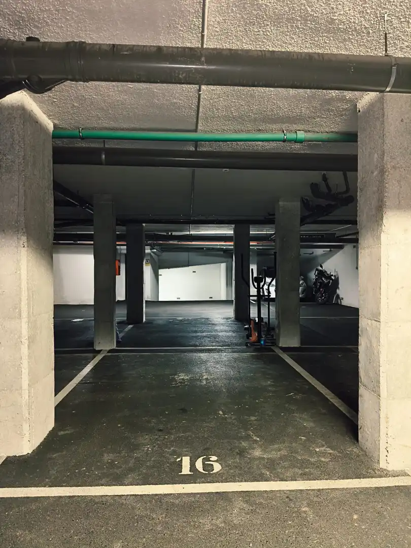 Parkplatz von Garage zur Miete in Entrambasaguas, Cantabria