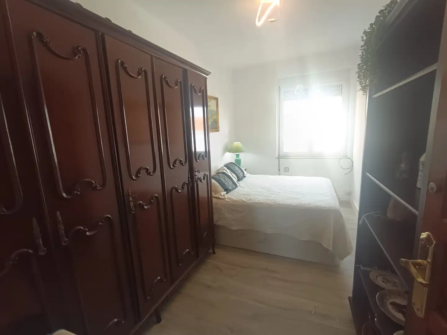 Habitación de Piso en venta en Avilés con Trastero y Amueblado