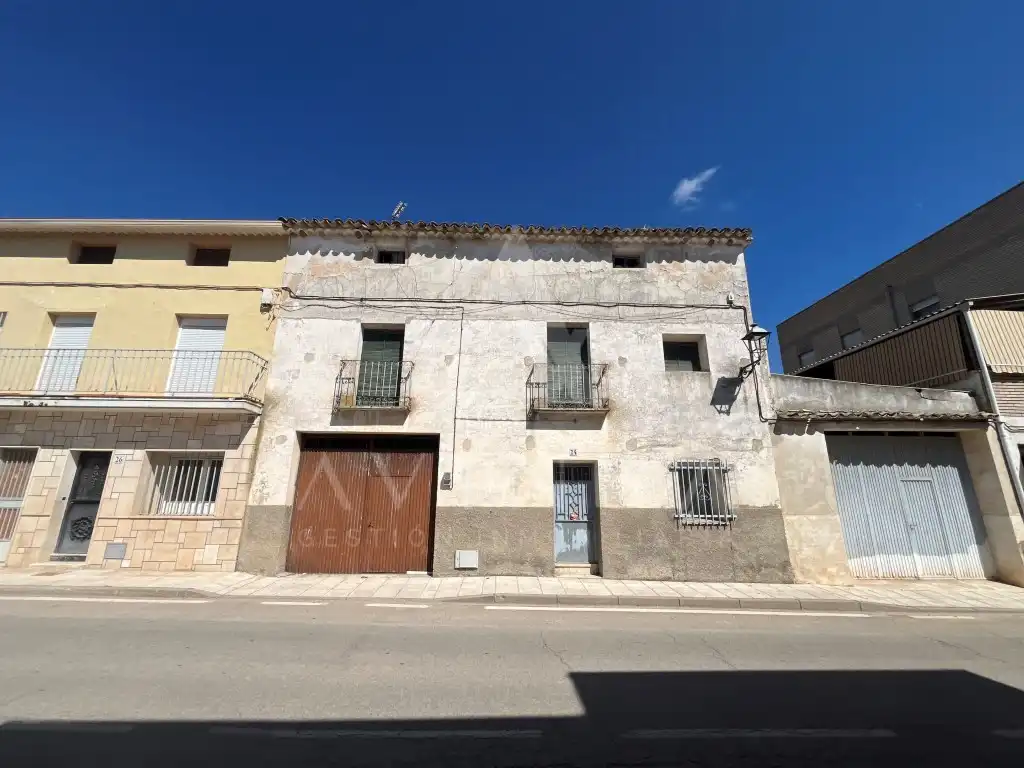 Casa rústica en venda a Avenida Condesa San Rafael