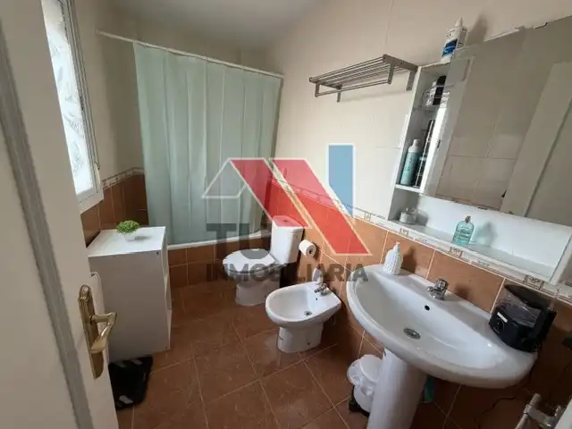 Baño de Piso en venta en Fuensalida con Aire acondicionado, Calefacción y Parquet
