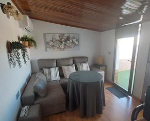 Living room of Apartment to rent in Guadix  with Terrace and Furnished