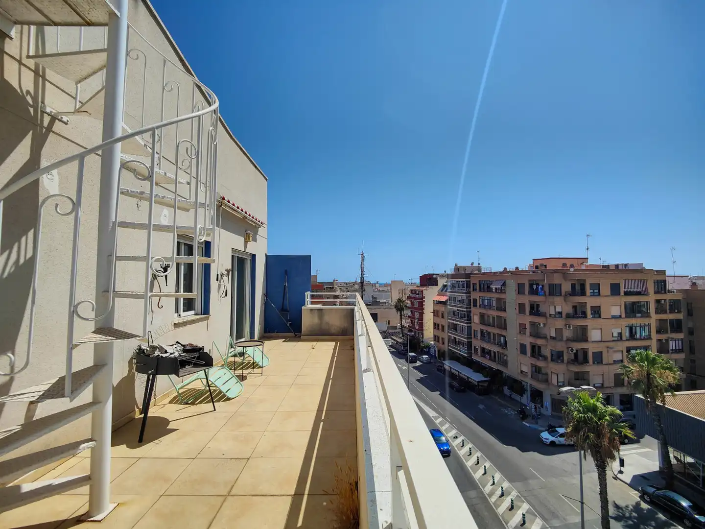 Terrasse von Dachboden zur Miete in Torrevieja mit Terrasse, Möbliert und Ofen
