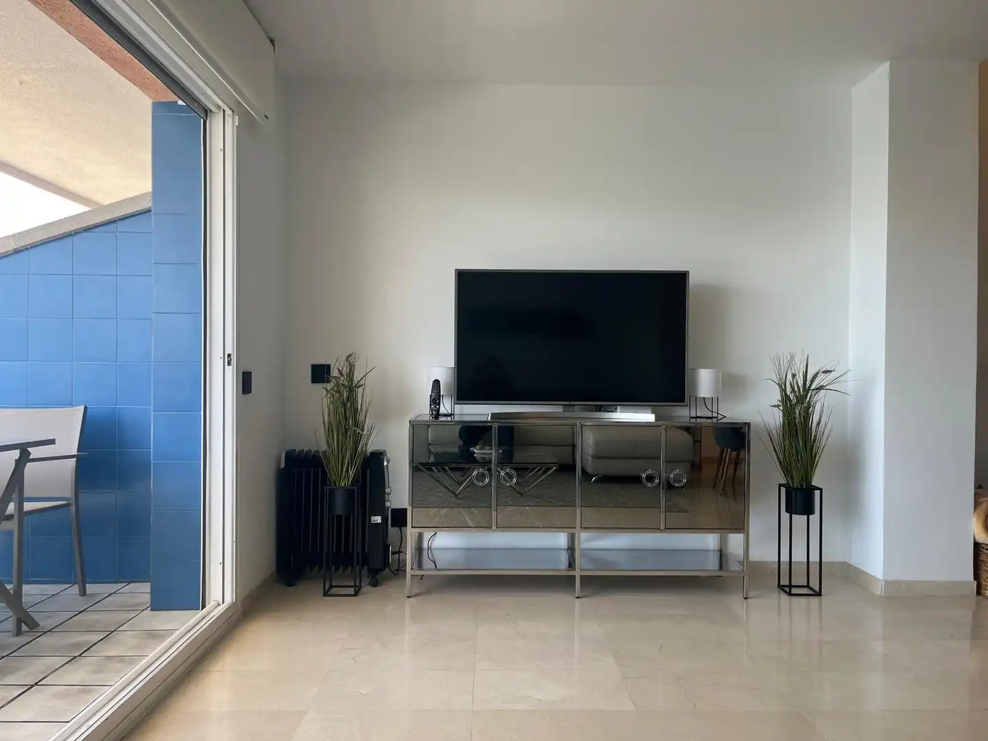 Sala de estar de Ático en venta en Empuriabrava con Calefacción, Terraza y Piscina