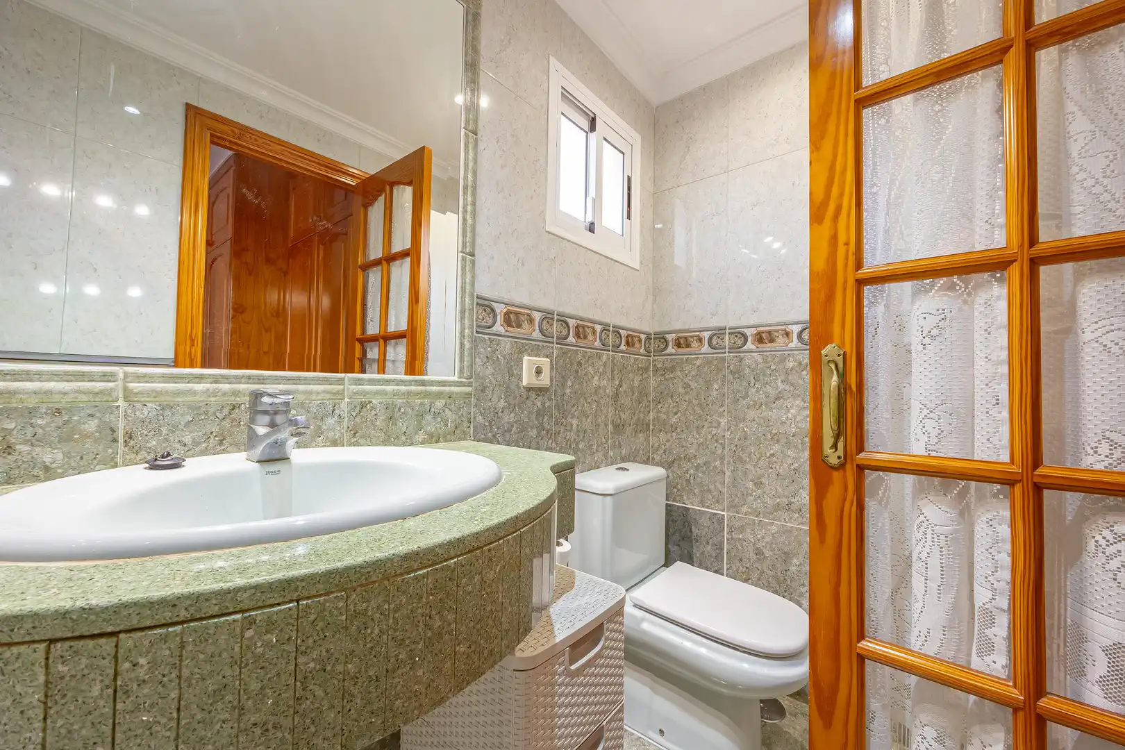 Baño de Casa o chalet en venta en Las Palmas de Gran Canaria con Aire acondicionado, Terraza y Trastero