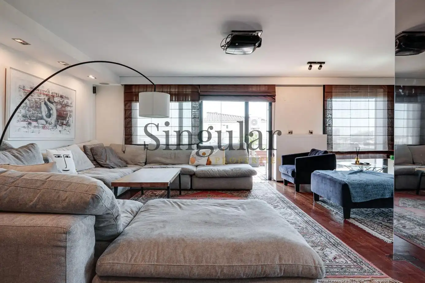 Sala d'estar de Àtic en venda en  Barcelona Capital amb Aire condicionat, Terrassa i Traster