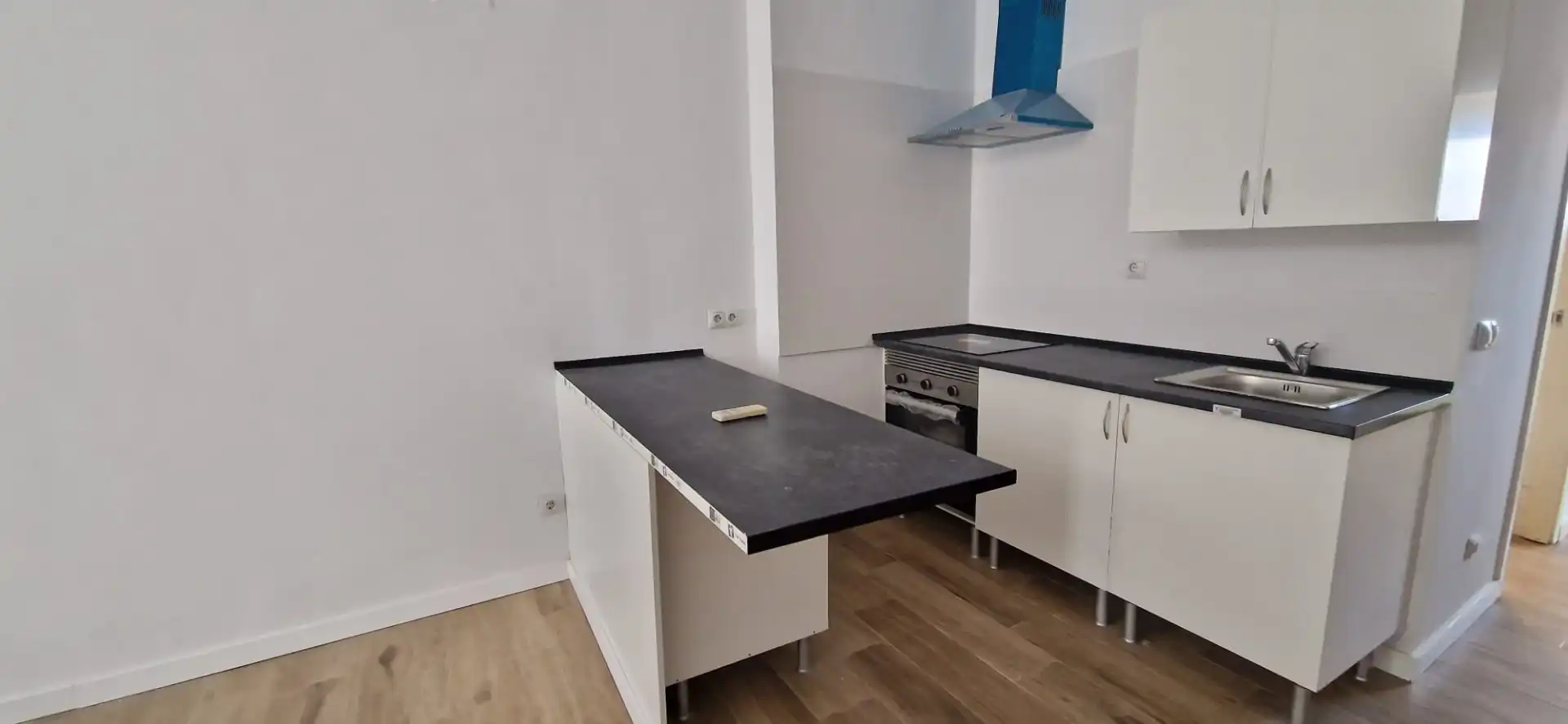 Cuina de Estudi en venda en Madrid amb Aire condicionat, Calefacció i Parquet