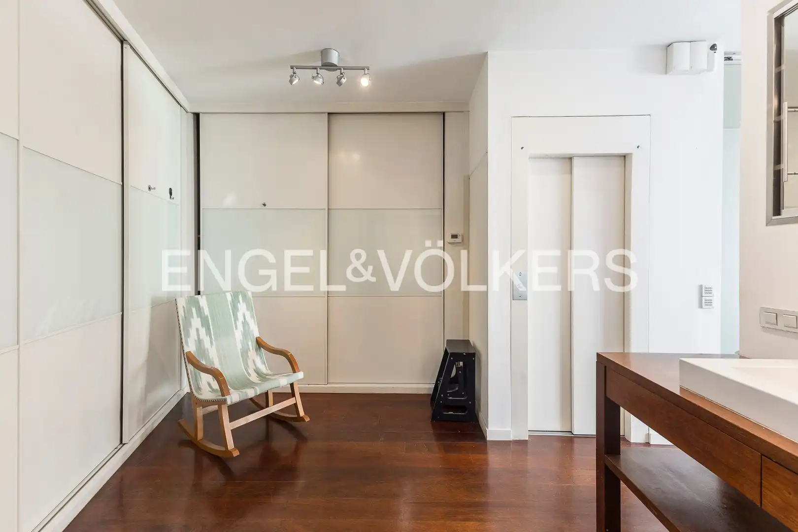 Exterior view of Houses for sale in Barcelona  with Air Conditioner, Heating and Private garden