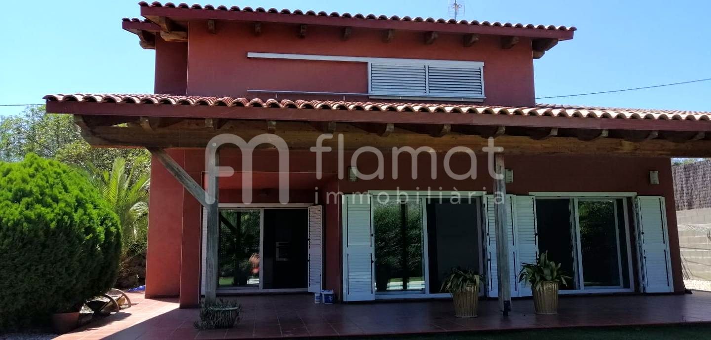 Vista exterior de Casa o chalet en venta en Olivella con Piscina comunitaria