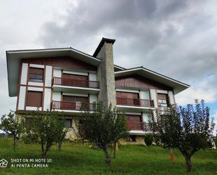 Außenansicht von Haus oder Chalet zum verkauf in Bedia mit Terrasse und Balkon