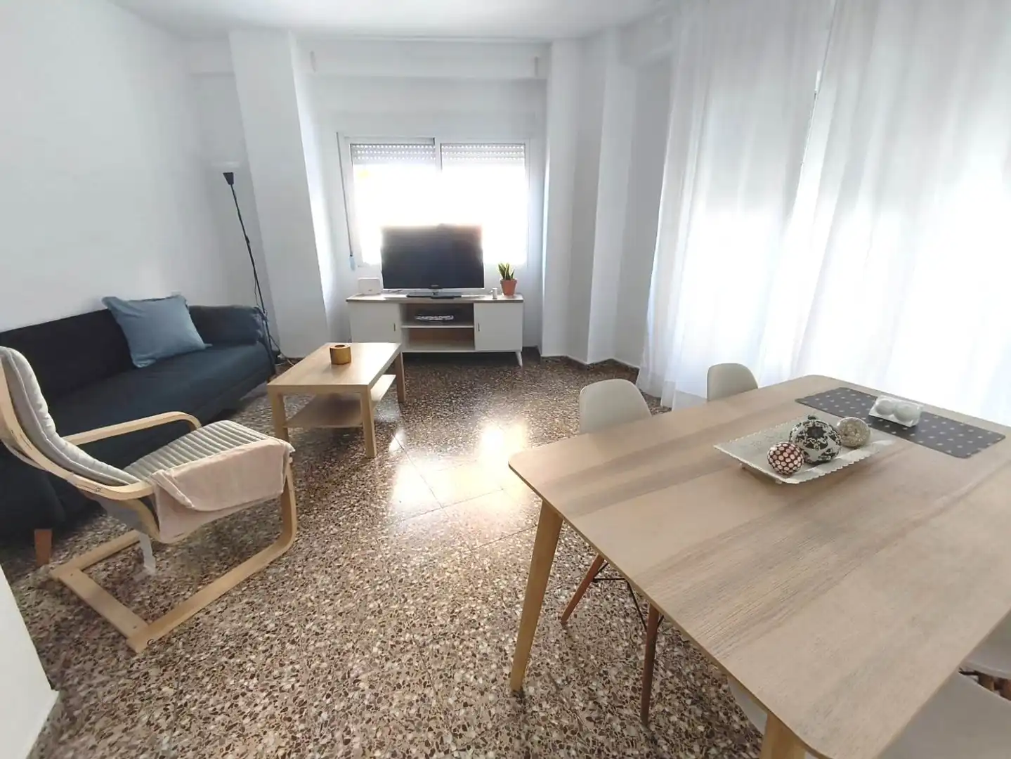 Sala d'estar de Pis de lloguer en Cartagena amb Moblat, Forn i Rentadora