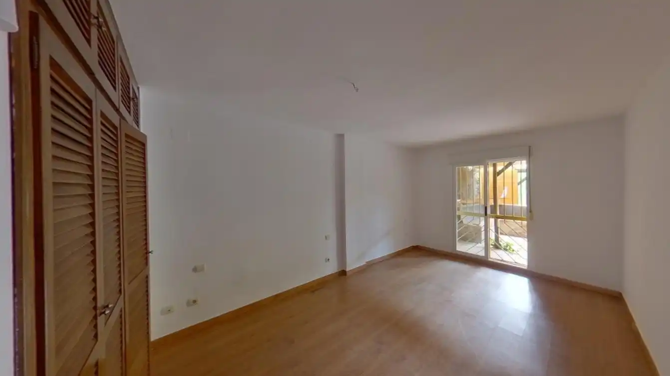 Home with garden for sale in Calahonda, imagen 12