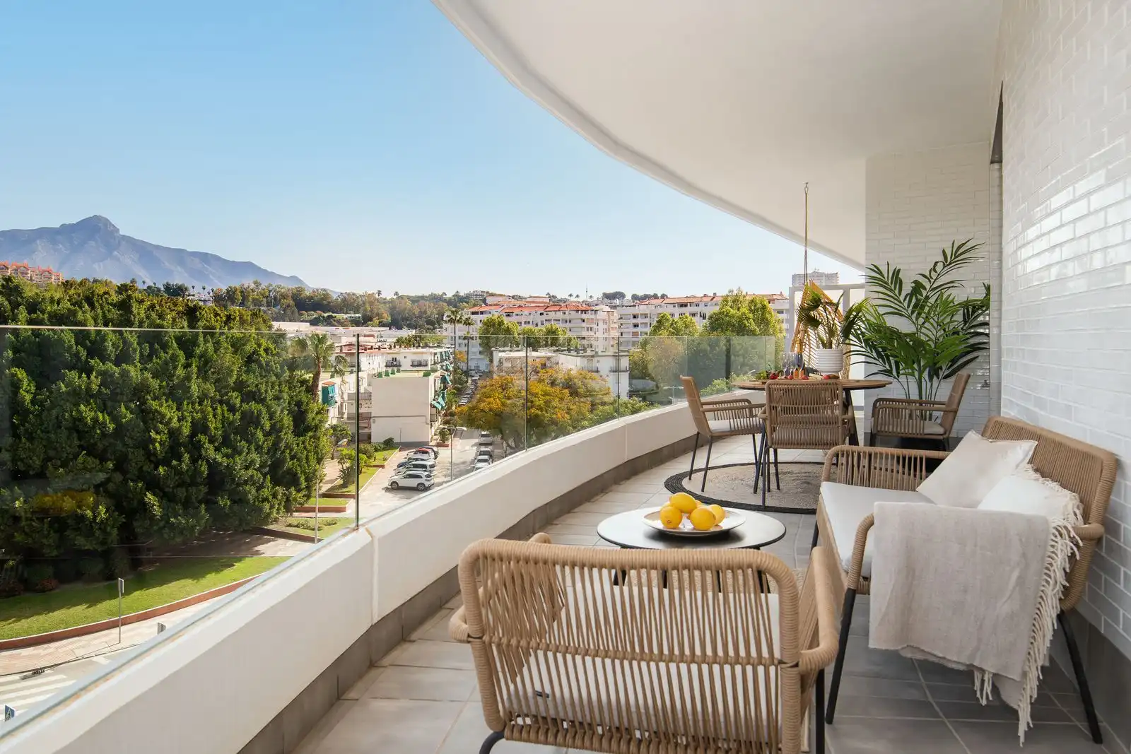 Terrassa de Apartament en venda en Marbella amb Aire condicionat, Terrassa i Traster