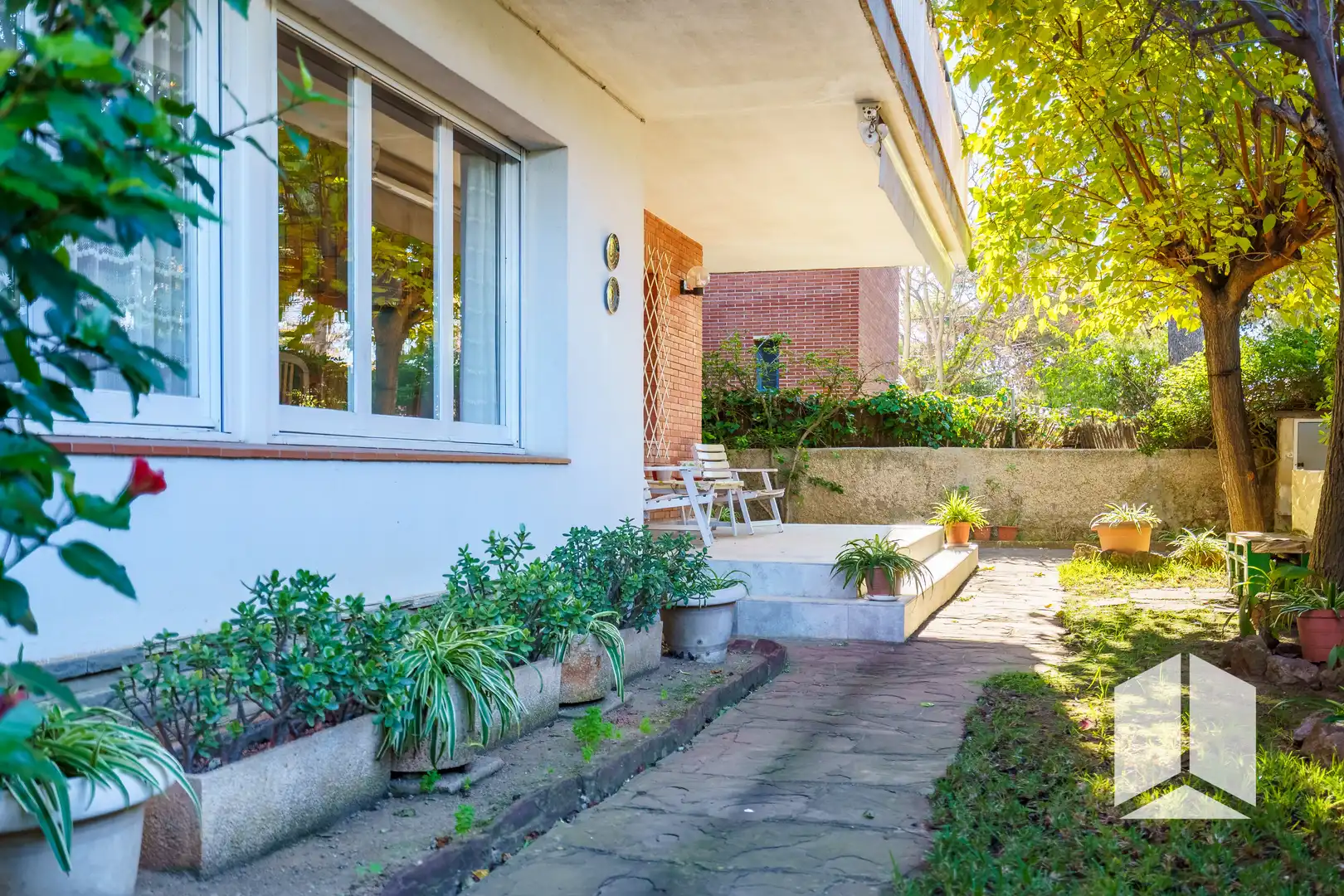 Vista exterior de Casa o xalet en venda en Castelldefels amb Terrassa
