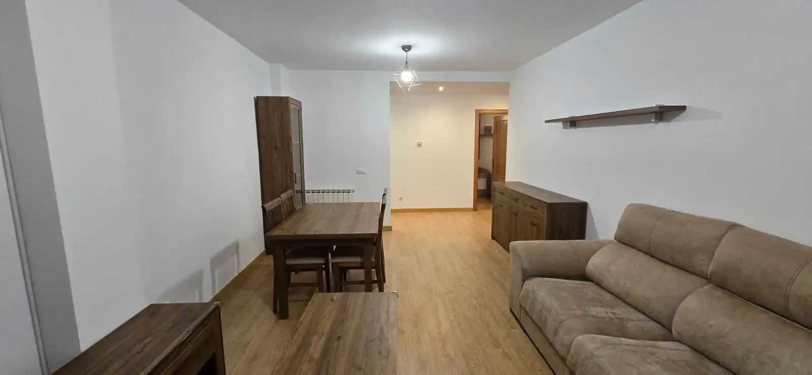 Sala de estar de Piso de alquiler en Argamasilla de Calatrava con Aire acondicionado, Terraza y Trastero