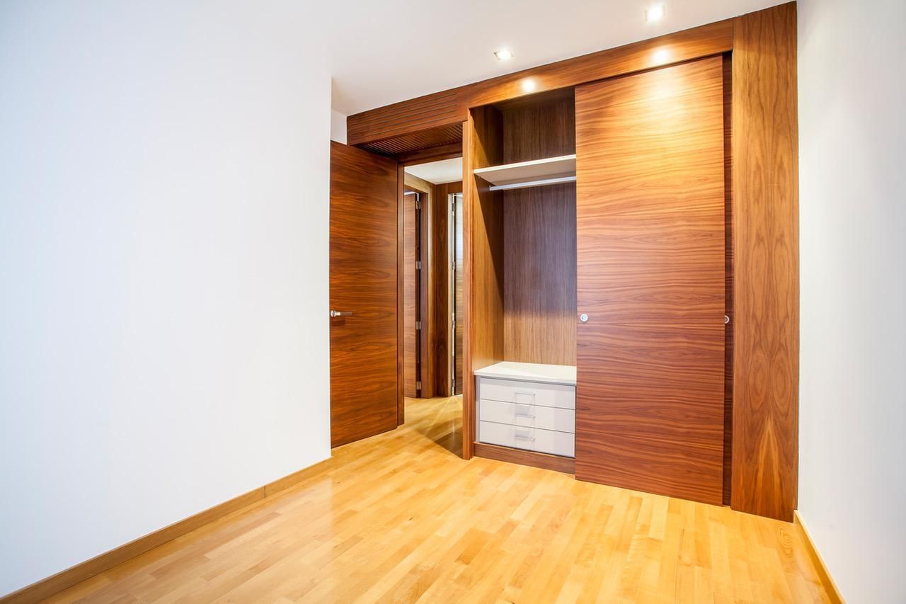 Flat for sale in  Valencia Capital  with Air Conditioner
