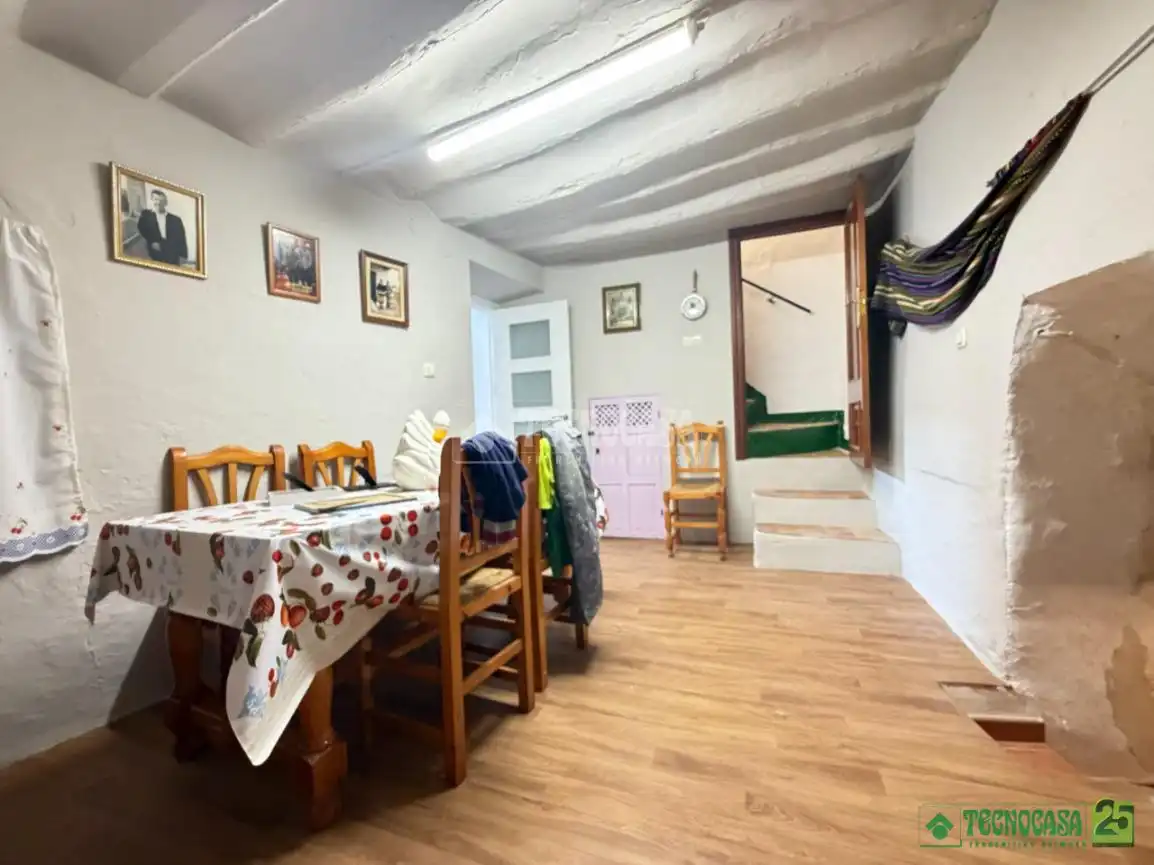 Casa adosada en venta en Santa Cruz de la Zarza con Aire acondicionado y Terraza