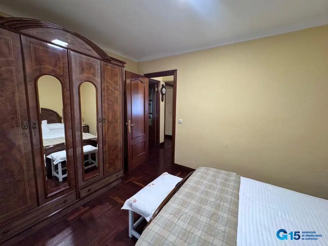 Bedroom of Flat for sale in Errenteria  with Heating, Terrace and Furnished