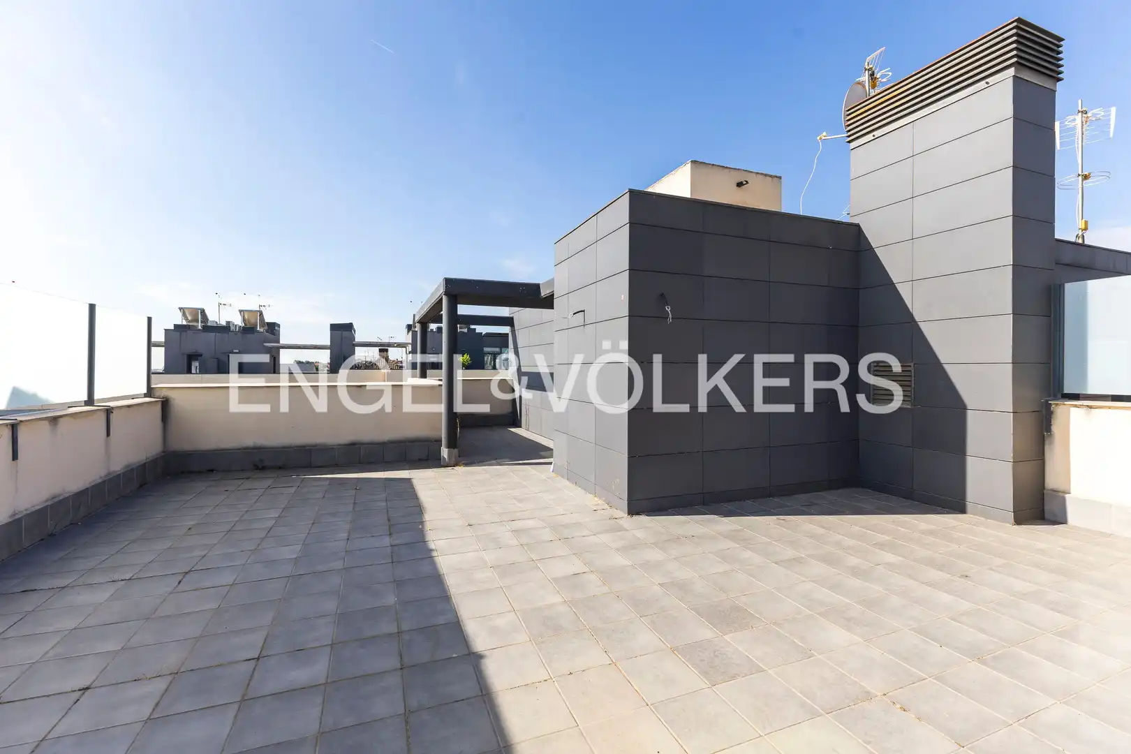 Terrace of Detached homes for rent in Madrid  with Air Conditioner, Heating and Private garden