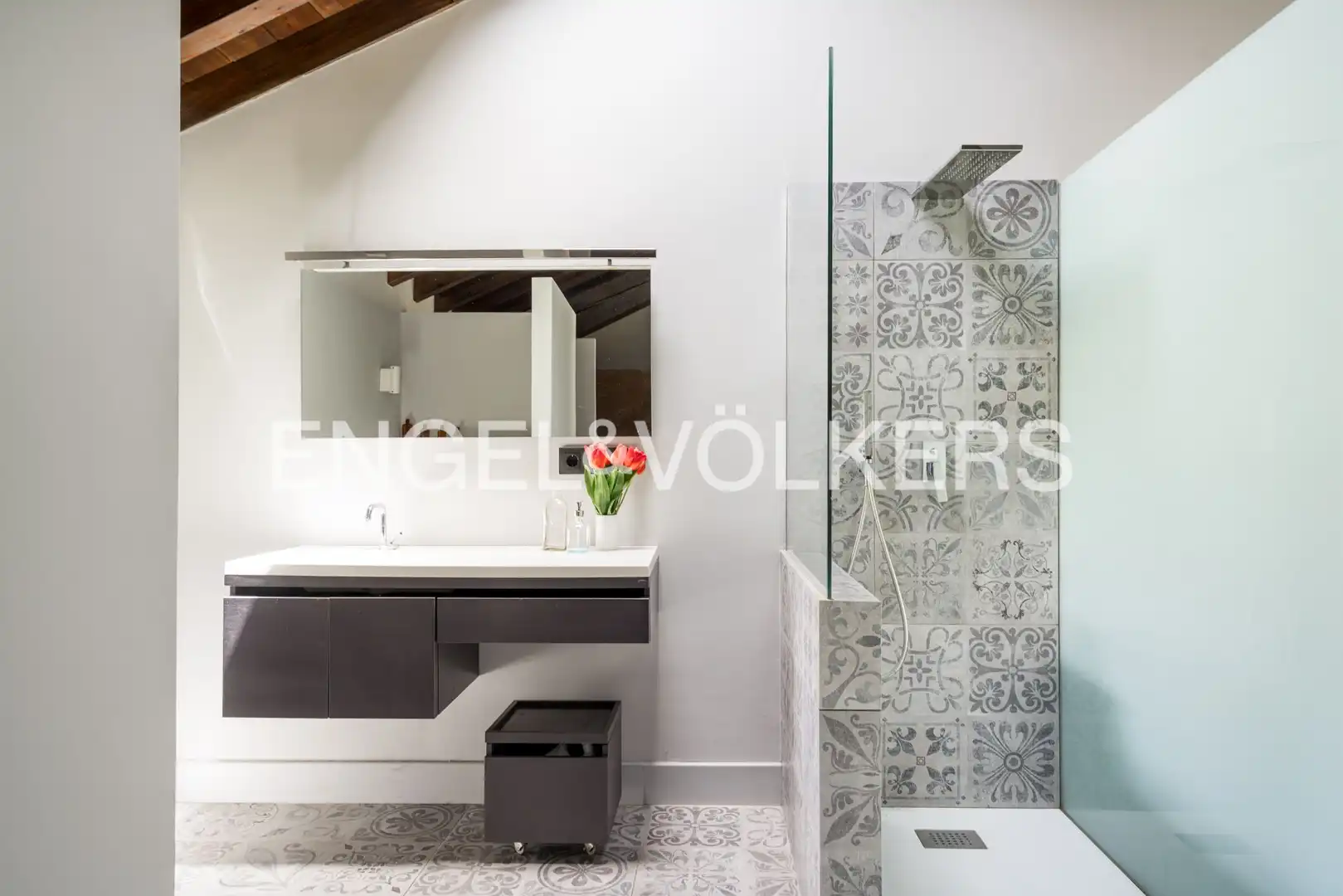Baño de Casa o chalet en venta en Cangas de Onís con Calefacción, Jardín privado y Terraza