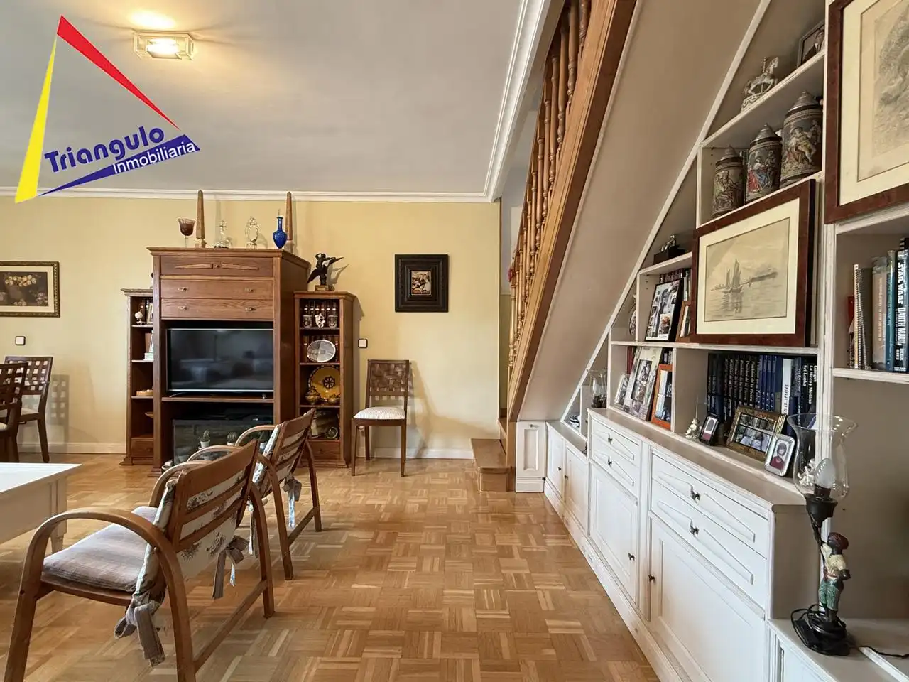 Sala d'estar de Pis en venda en Segovia amb Calefacció i Traster