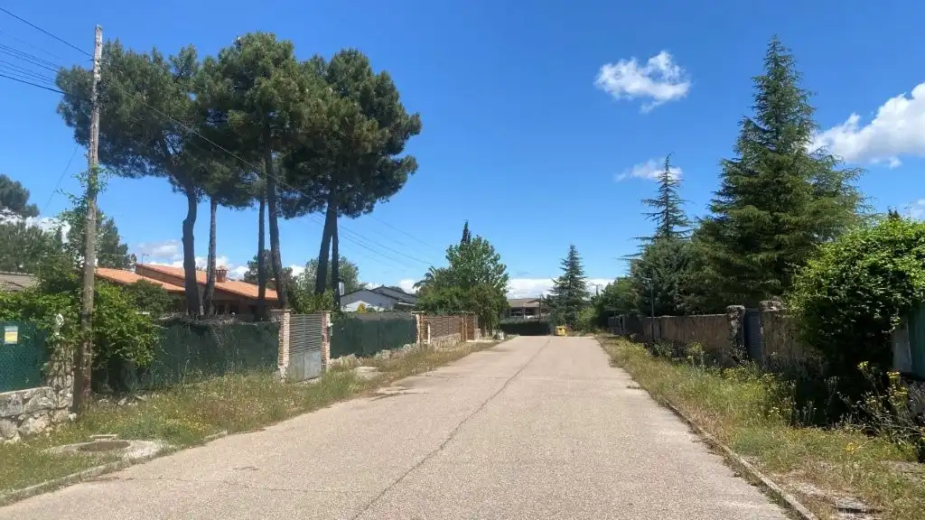 Casa o xalet en venda en Cadalso de los Vidrios amb Aire condicionat, Calefacció i Jardí privat