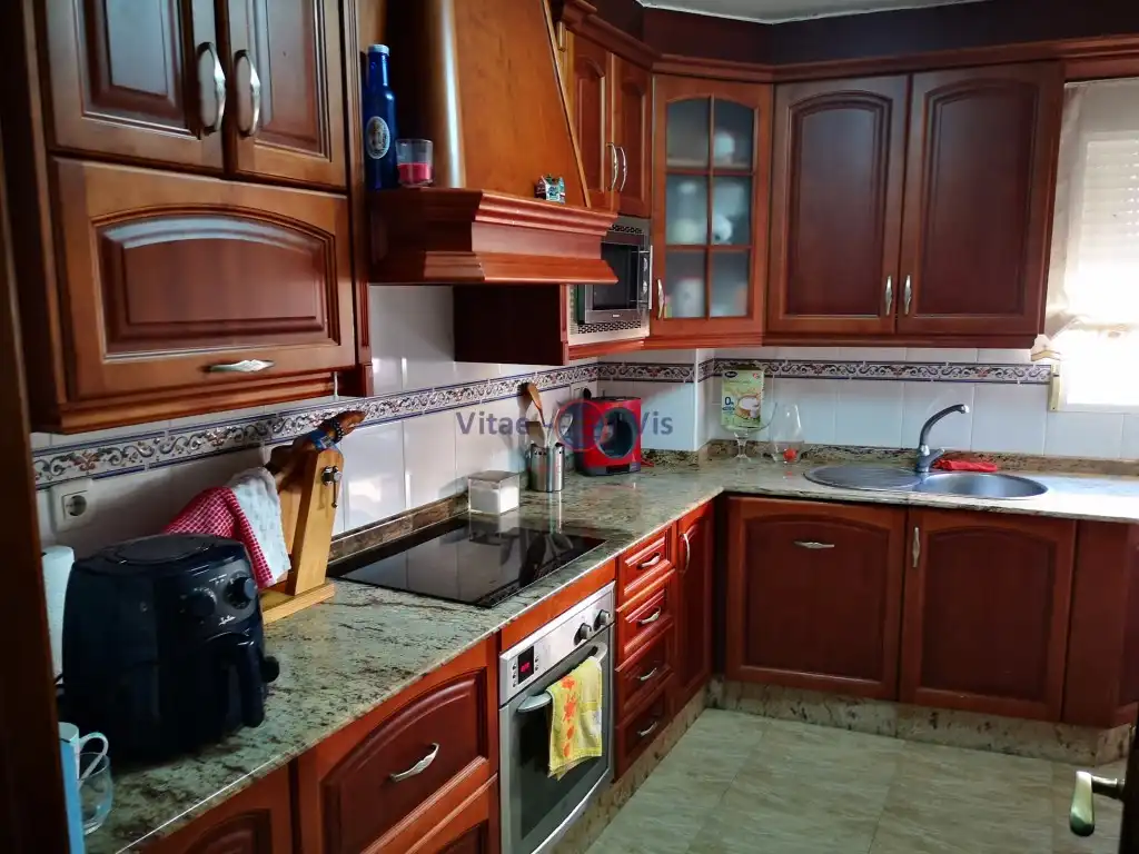 Ático con terraza en venta en Calle Ortega Melgares, imagen 2
