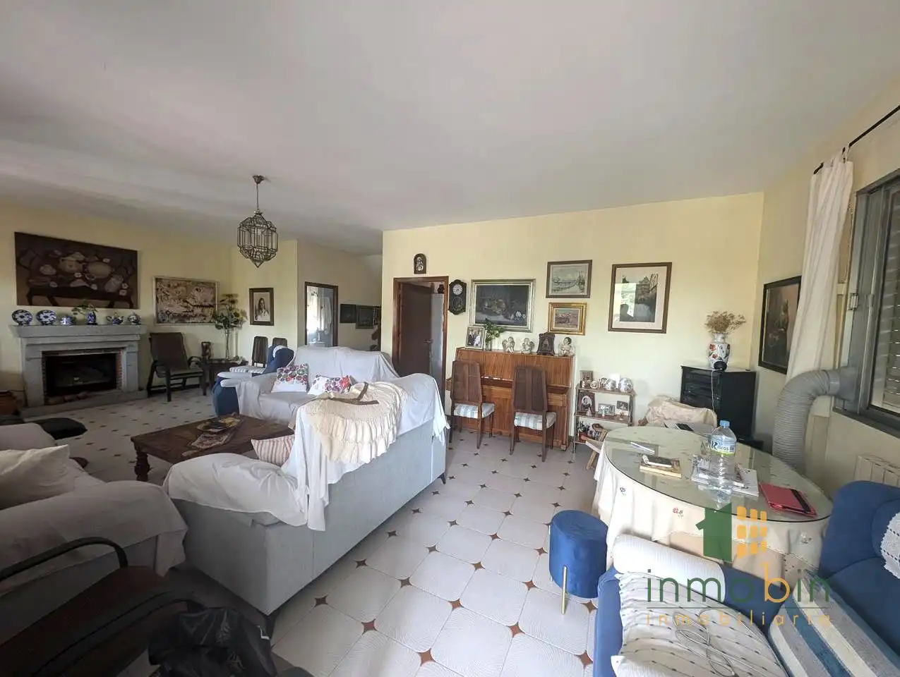 Sala de estar de Finca rústica en venta en Don Benito con Jardín privado y Piscina